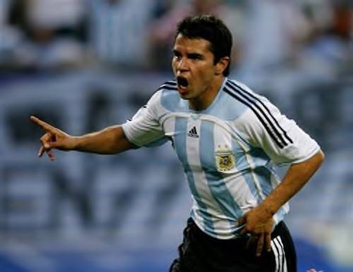 Javier Saviola(www.sawdstar.mobie.in)